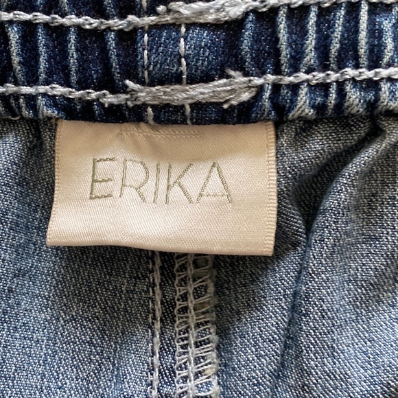 ERIKA Jeans w/Elastic Waistband, Embroidered Design on Legs - Picture 4 of 7